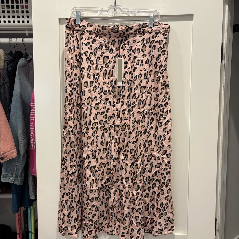 Tahari Pink Leopard Print Midi Skirt